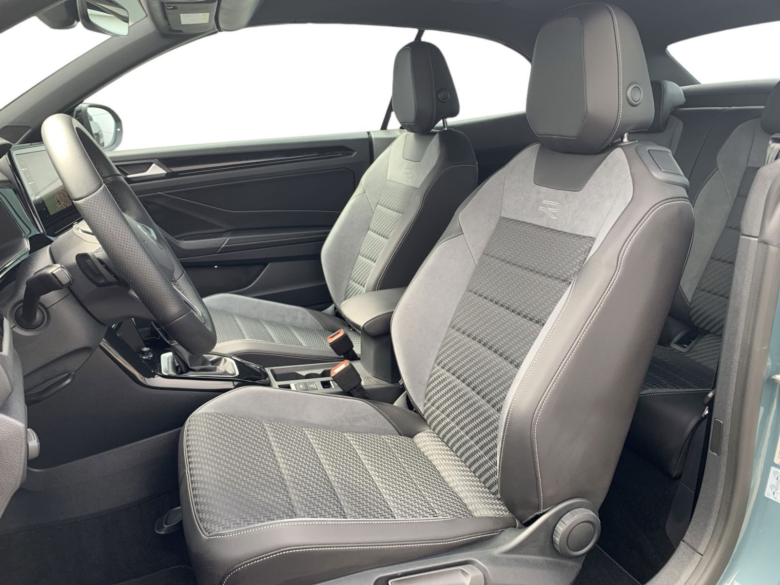 Volkswagen T-Roc - Bild 9