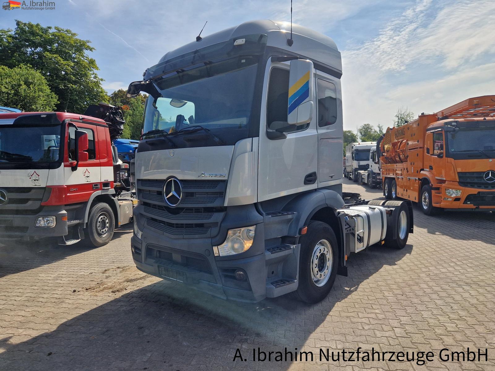 Mercedes-Benz 1845 Retarder, Klima, Navi Schneeketten, Euro 5