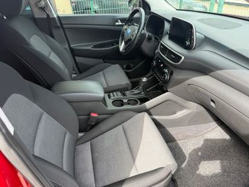 Hyundai TUCSON - 10