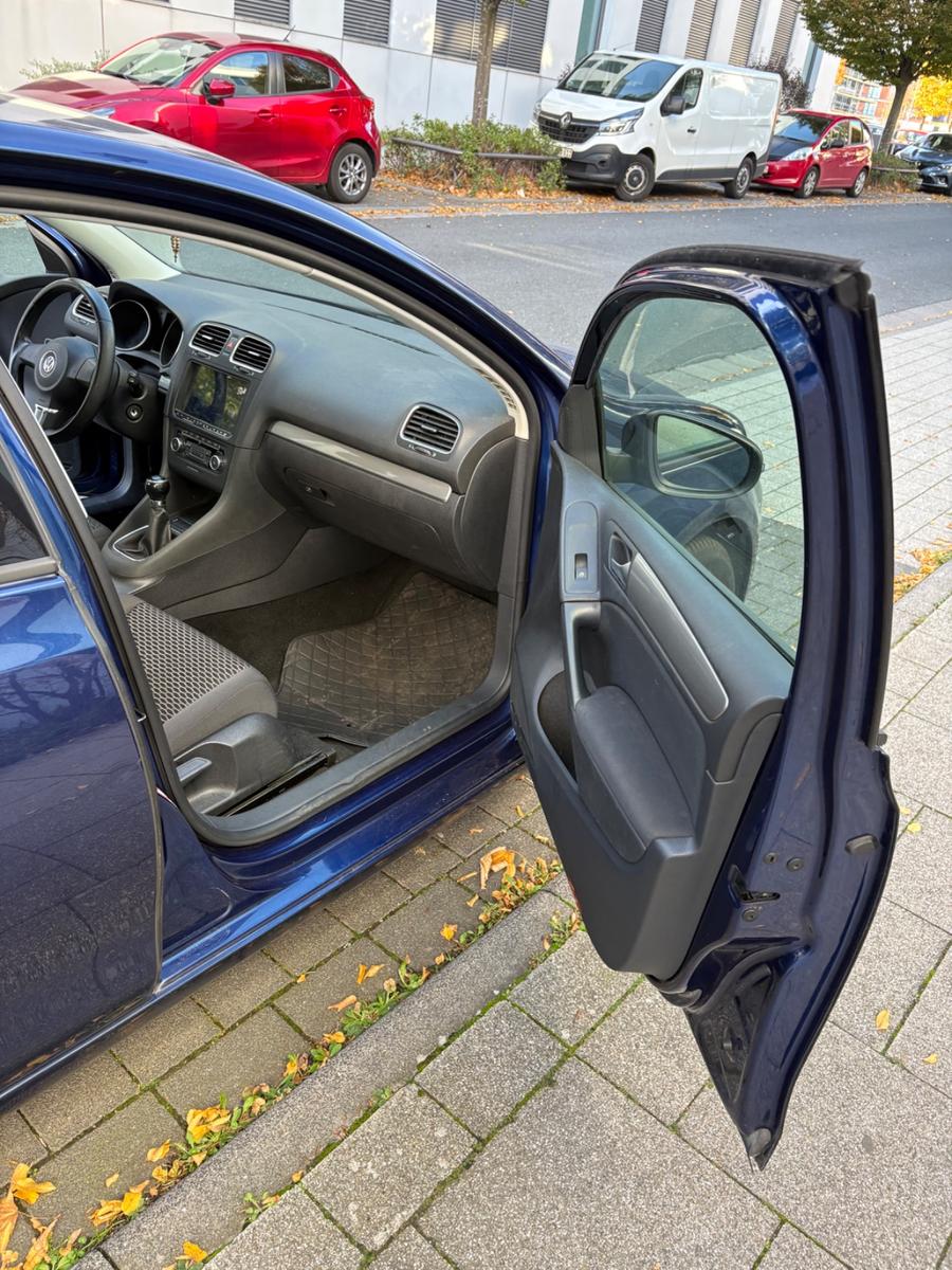 Volkswagen Golf 2010 — photo 12