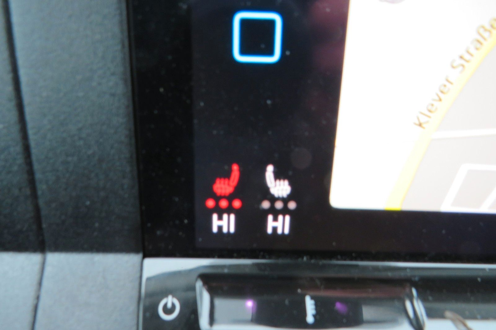 Fahrzeugabbildung Volkswagen Caddy Life DSG NAVI PDC SITZHEIZUNG 1.HD