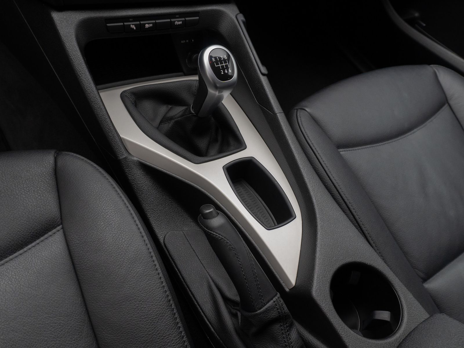 Fahrzeugabbildung BMW X1 sD18d PDC HiFi Leder KlimaAut Multilenkrad LM