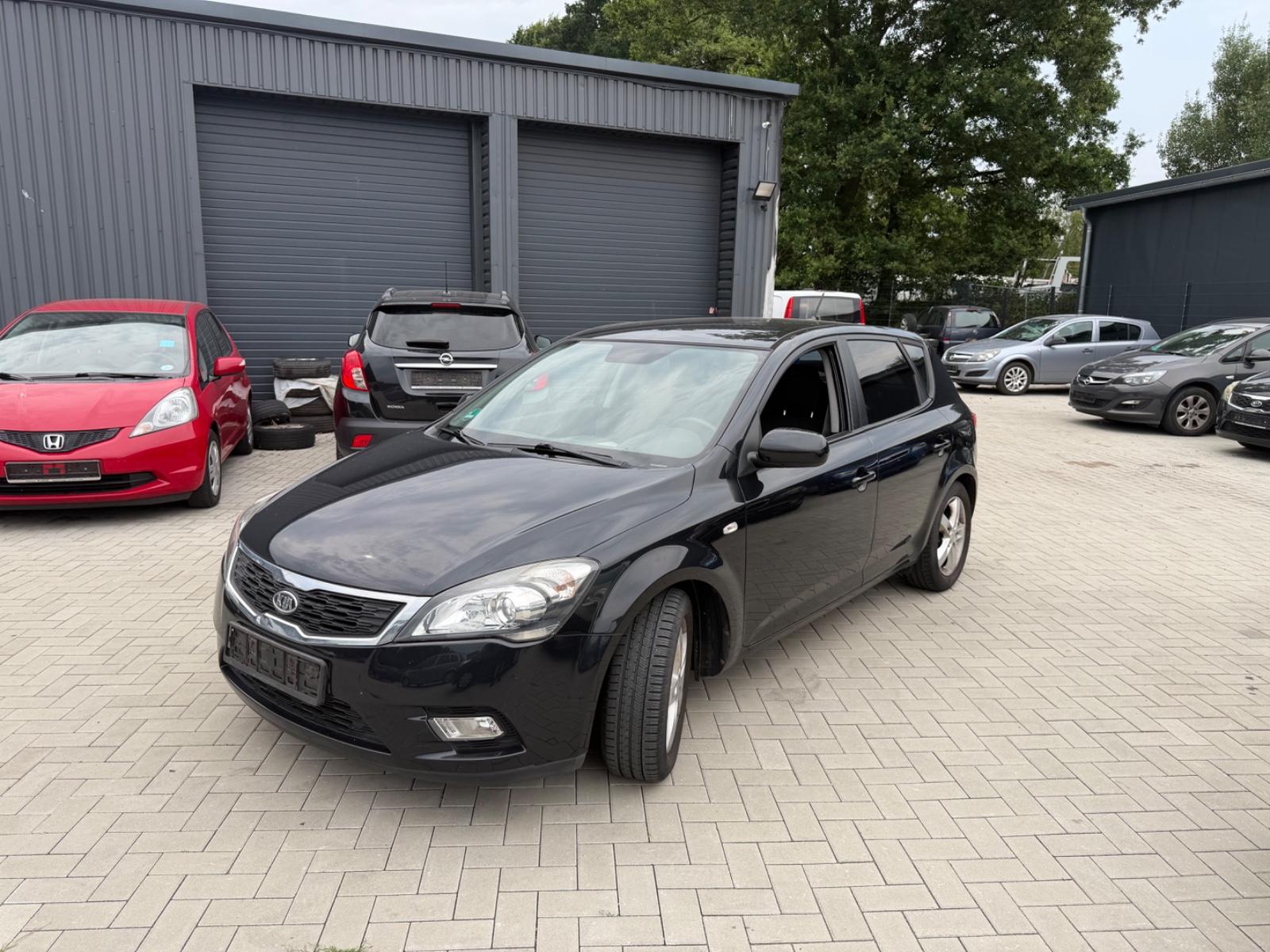 Kia ANDERE Ceed Vision 1.4
