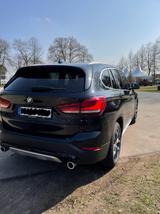 BMW X1 xDrive20i xLine Aut. LED.H&K.PANO.RFK.AHK. - BMW X1 aus 2020