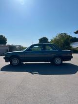 BMW e30 325i - BMW 325: 325i E30