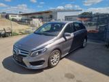 Mercedes-Benz B 220 B B 220 CDI / d - Mercedes-Benz B-Class: Kleinwagen
