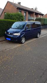Volkswagen VW T5 Multivan Highline 2,5 TDI TÜV neu 07... - Volkswagen T5 Multivan in Krefeld