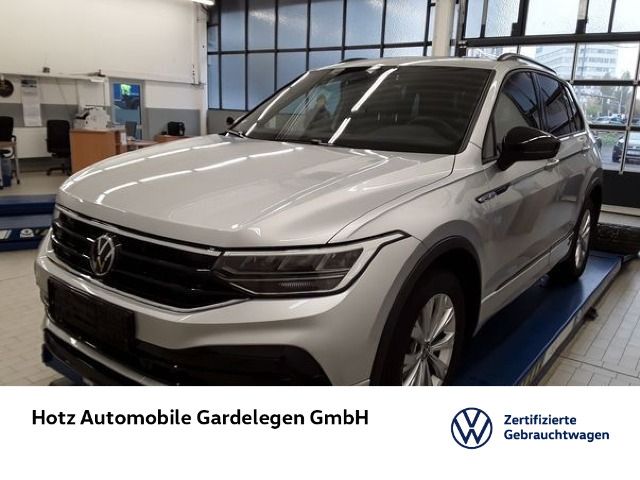 Volkswagen Tiguan 1.5 TSI DSG R-Line AHK/PANO/REAR