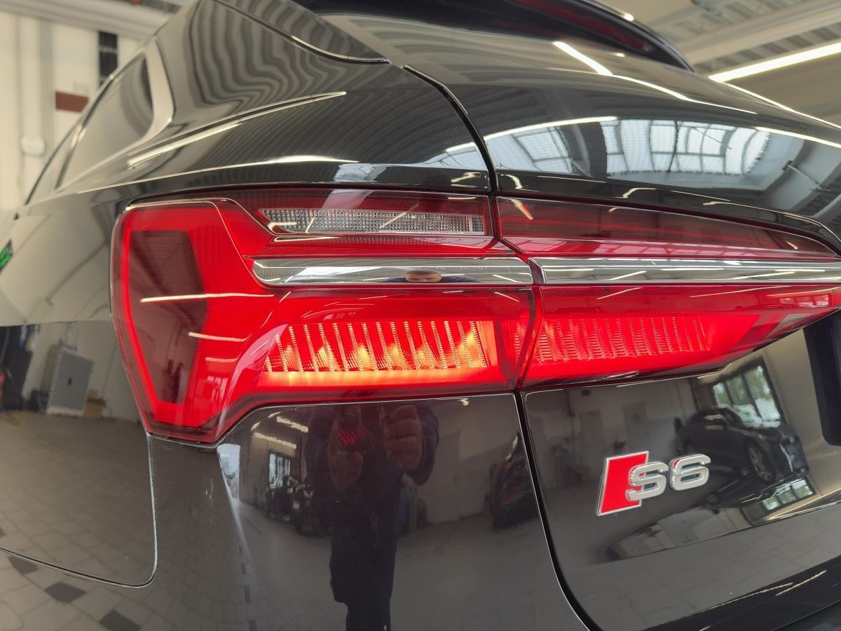Audi S6 - Bild 14