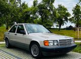 Mercedes-Benz Mercedes Benz Classic e190 w102 1.8 Benzin - Mercedes-Benz 190: 190c