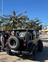 Jeep Wrangler Sahara 4.0 Sahara - Jeep Wrangler in Düsseldorf