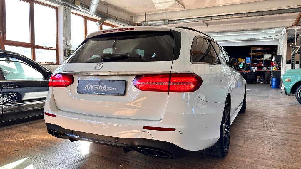 Mercedes-Benz E 43 AMG