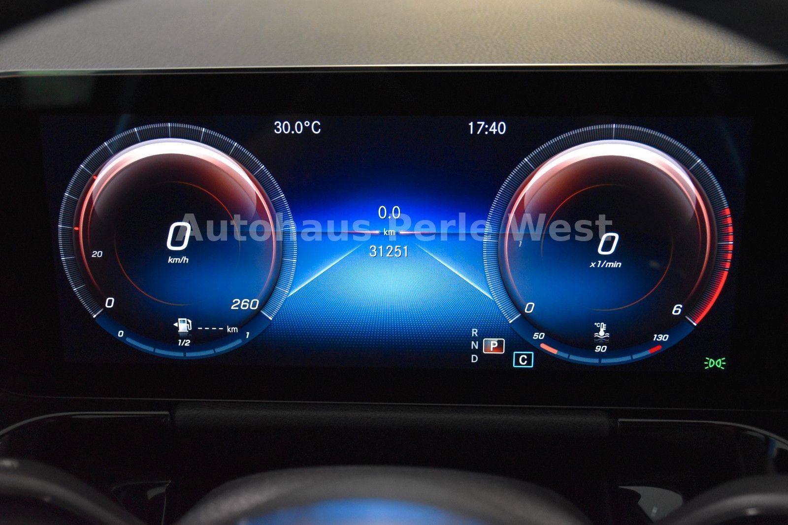 Mercedes-Benz GLA 220 d 4Matic 8G-DCT AMG LINE PANO 360CAM LED foto 17