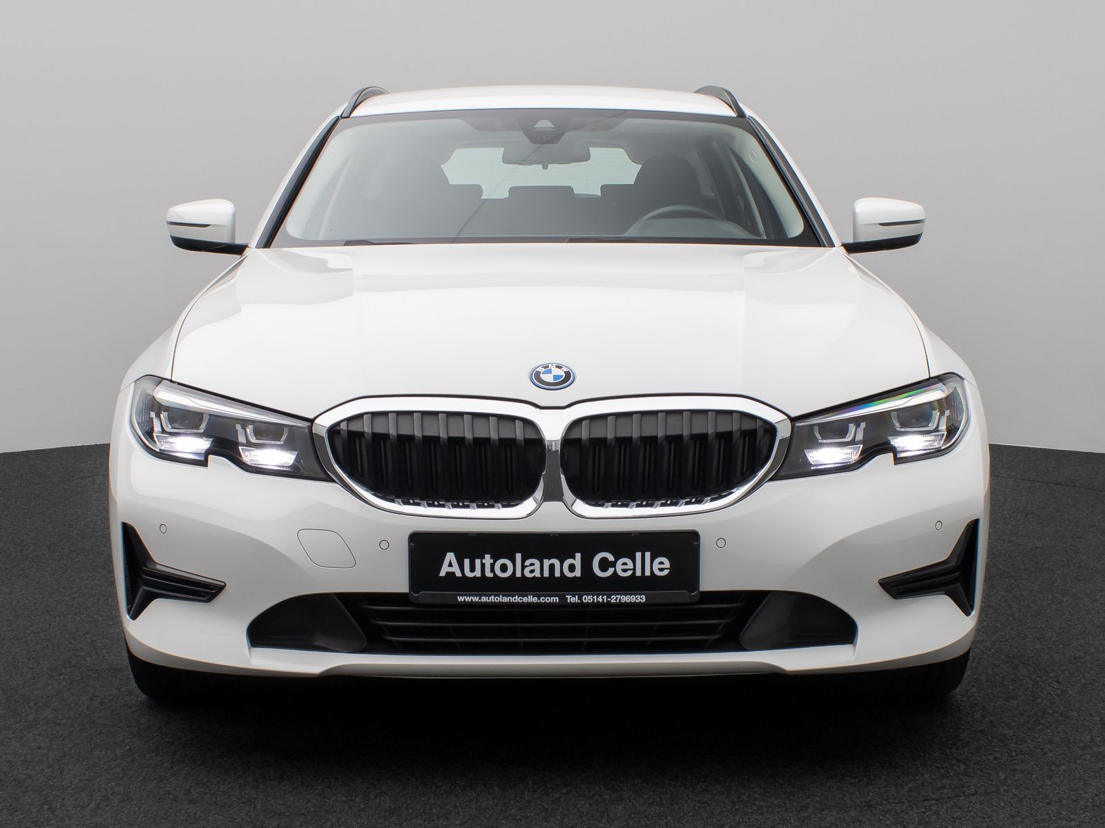 Fahrzeugabbildung BMW 320e DAB CockPitPro Alarm Geschwindigkeitsreg