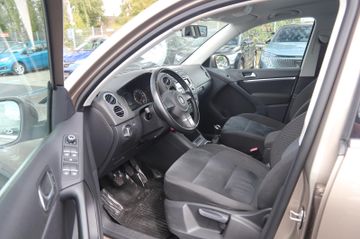 Volkswagen Tiguan - 9