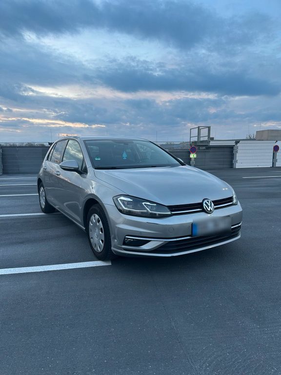Image of Volkswagen Golf