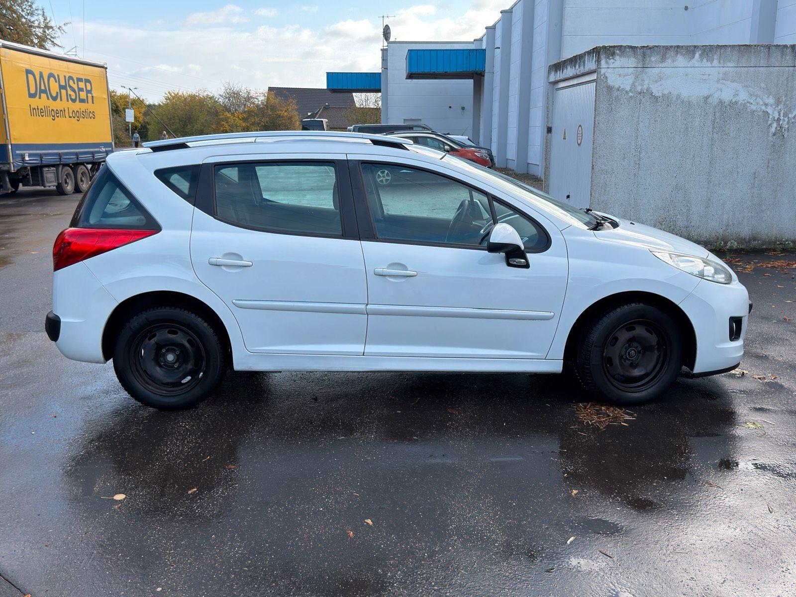 Peugeot 207 2012 — photo 13