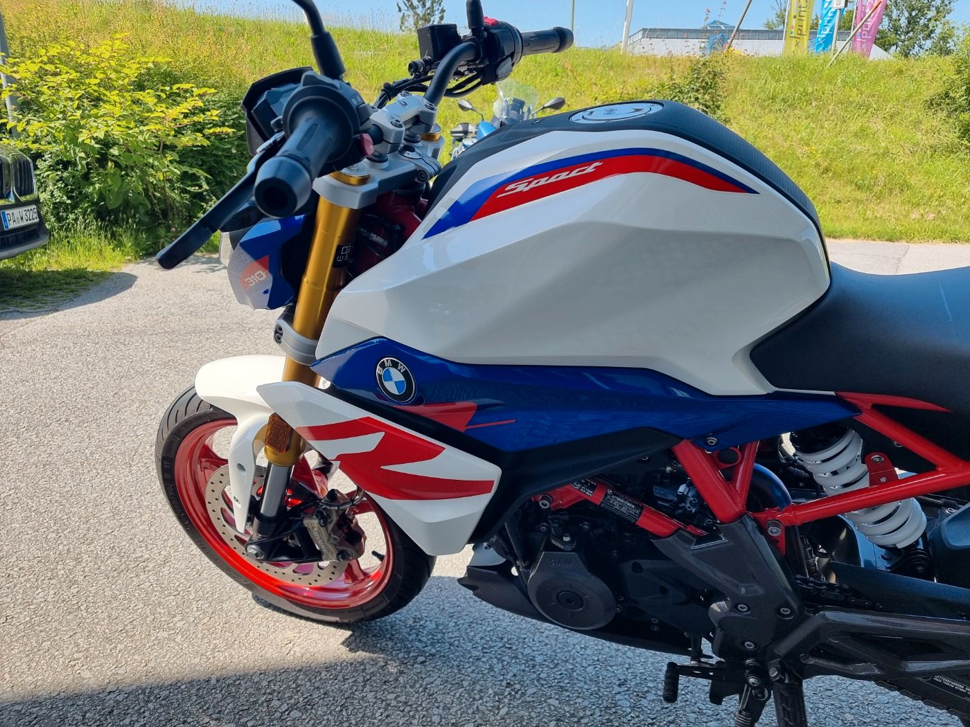 Fahrzeugabbildung BMW G 310 R Style Sport gepflegter Zustand