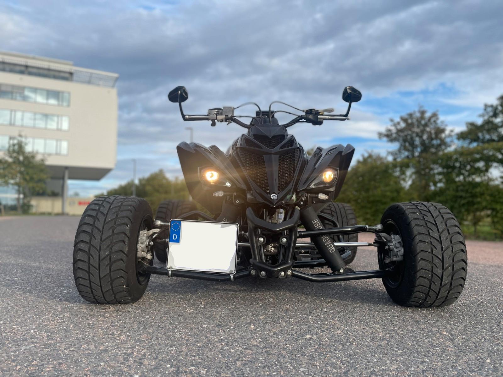 Yamaha YFM 2015 — двигун 700 cm³, 52 HP (38kW)