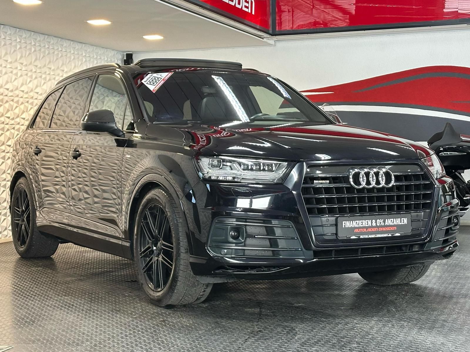 AUDI Q7 50TDI S LINE QUATTRO BLACK FULL OPTION #MWST - Image 2