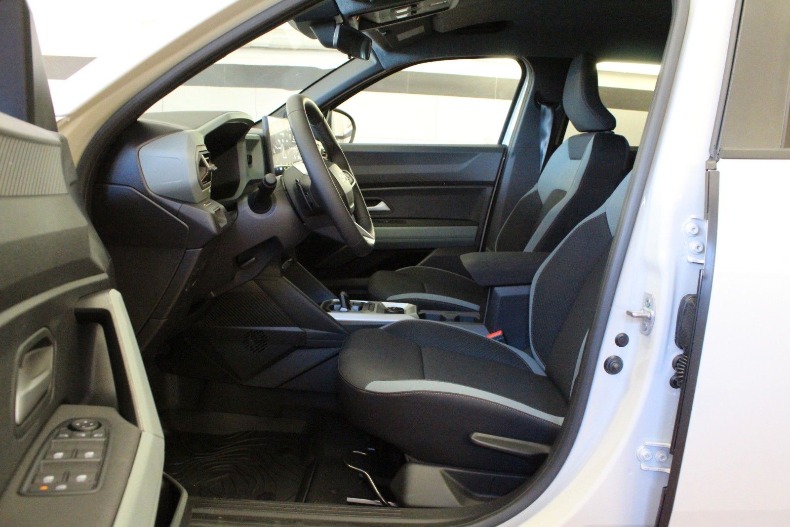 Fahrzeugabbildung Dacia Duster hybrid-G 150 4x4 Extreme MY26