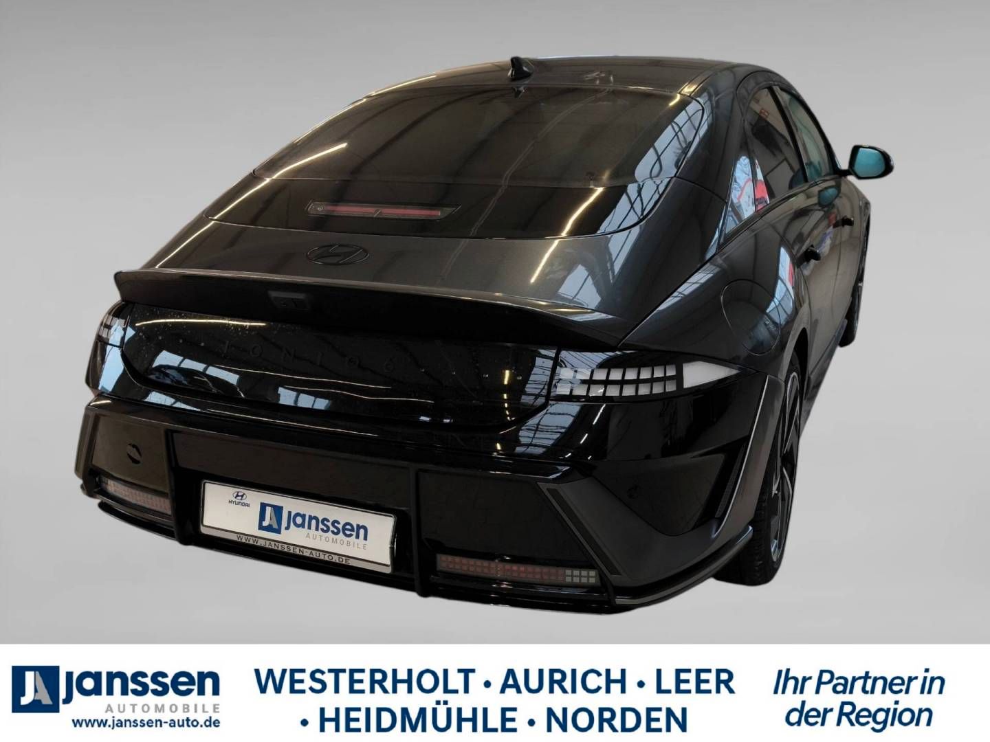 Fahrzeugabbildung Hyundai IONIQ 6 Elektro 84 kWh N Lin/Automatik/Rückfahrk