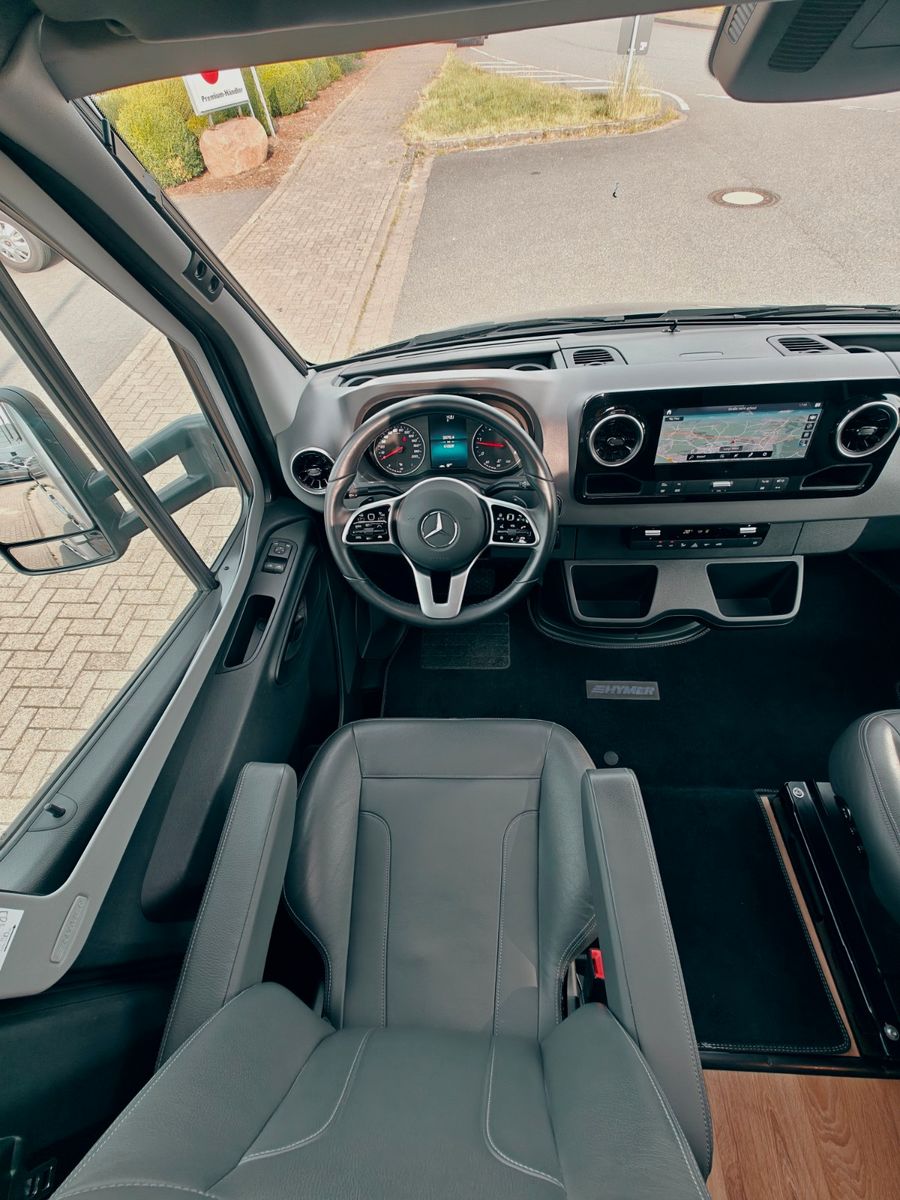 Fahrzeugabbildung HYMER / ERIBA / HYMERCAR B - KLASSE MC T 680 - INDIVIDUAL AUS ERSTBESITZ