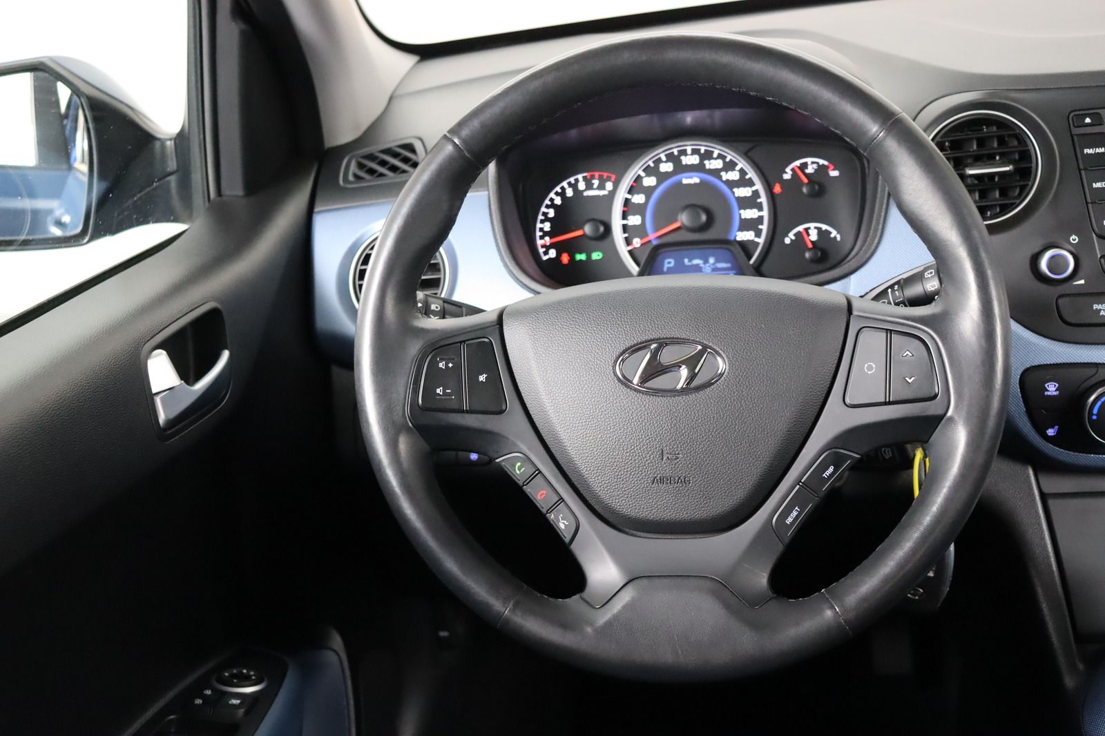 Fahrzeugabbildung Hyundai i10 1.2 Automatik aus 1. Hand * Klima * SHZ * we