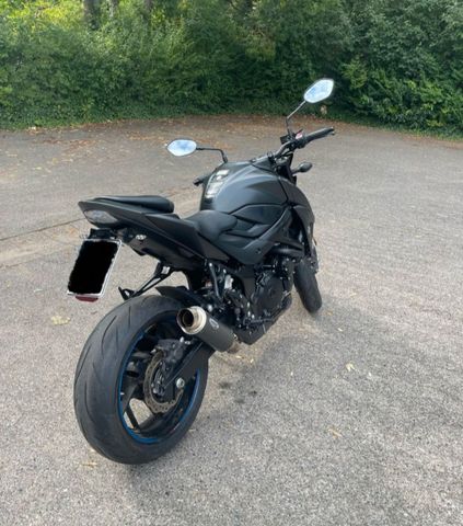 Suzuki Gsx S750