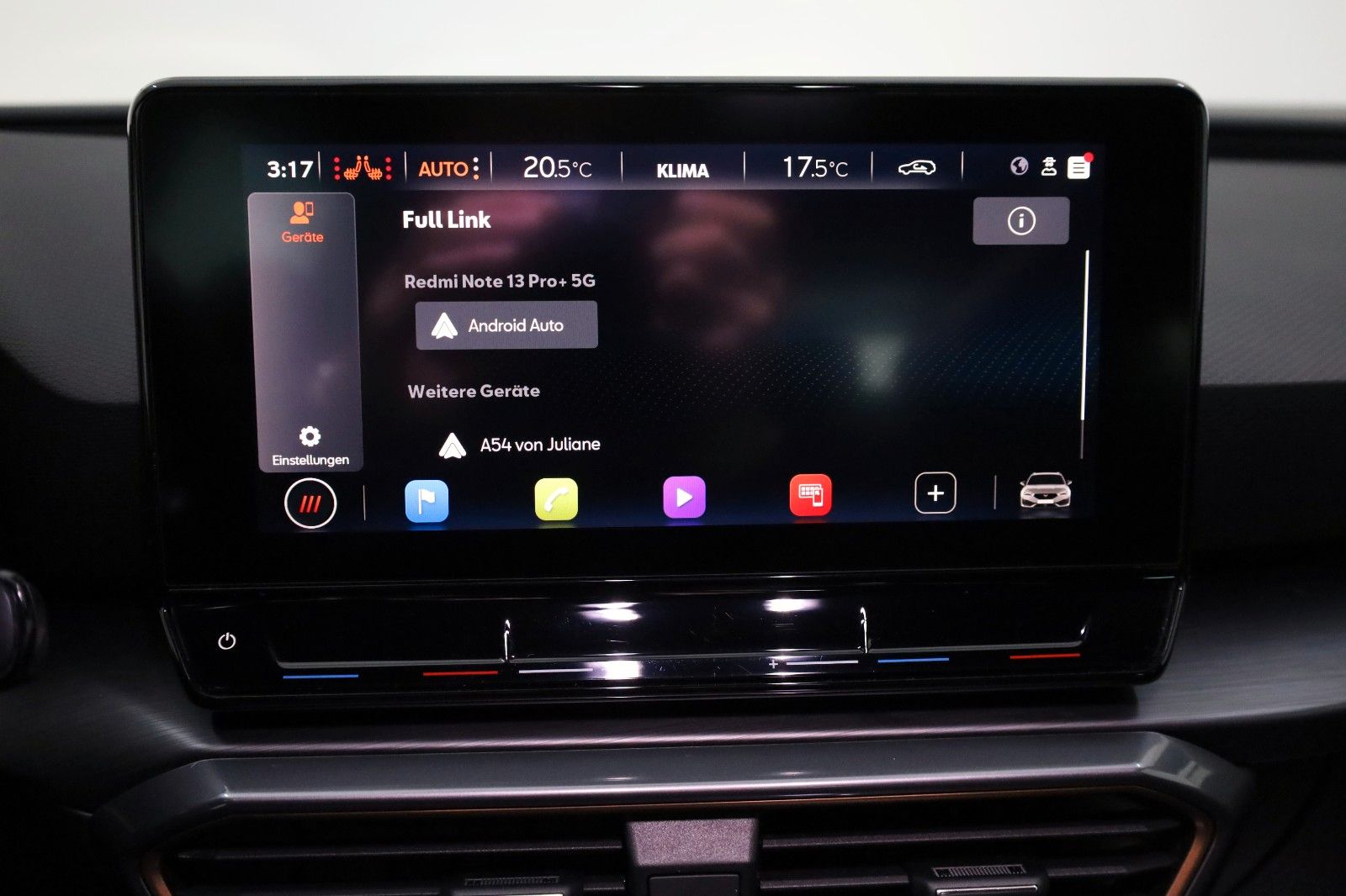 Fahrzeugabbildung CUPRA Leon Sportstourer VZ,Leder,Navi,LED,SH,Kamera+WR