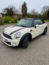 MINI One Cabrio One - MINI One Cabrio mit Schiebedach