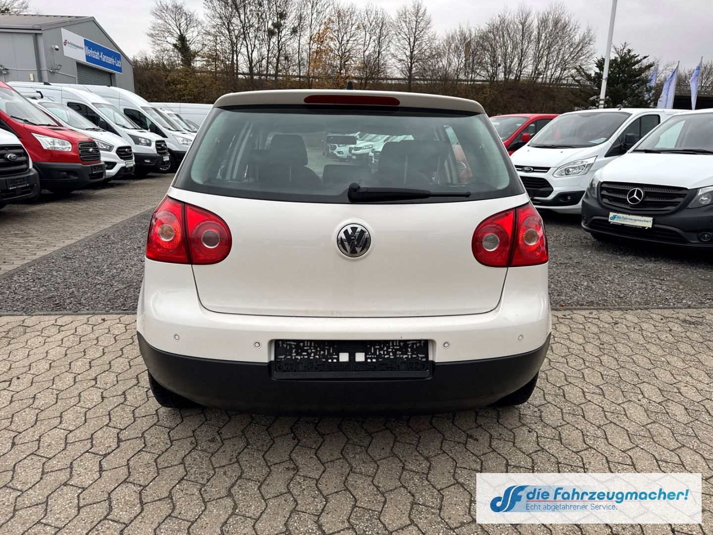 Fahrzeugabbildung Volkswagen Golf V Comfortline *GETRIEBESCHADEN* *EXPORT