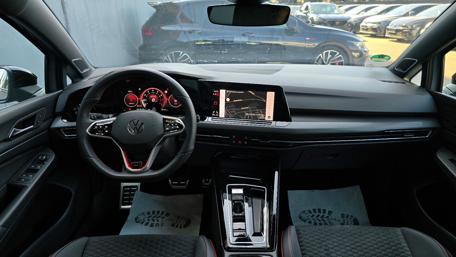 Volkswagen Golf 8 GTI Clubsport DSG * Akrapovic*Black*Pano foto 5
