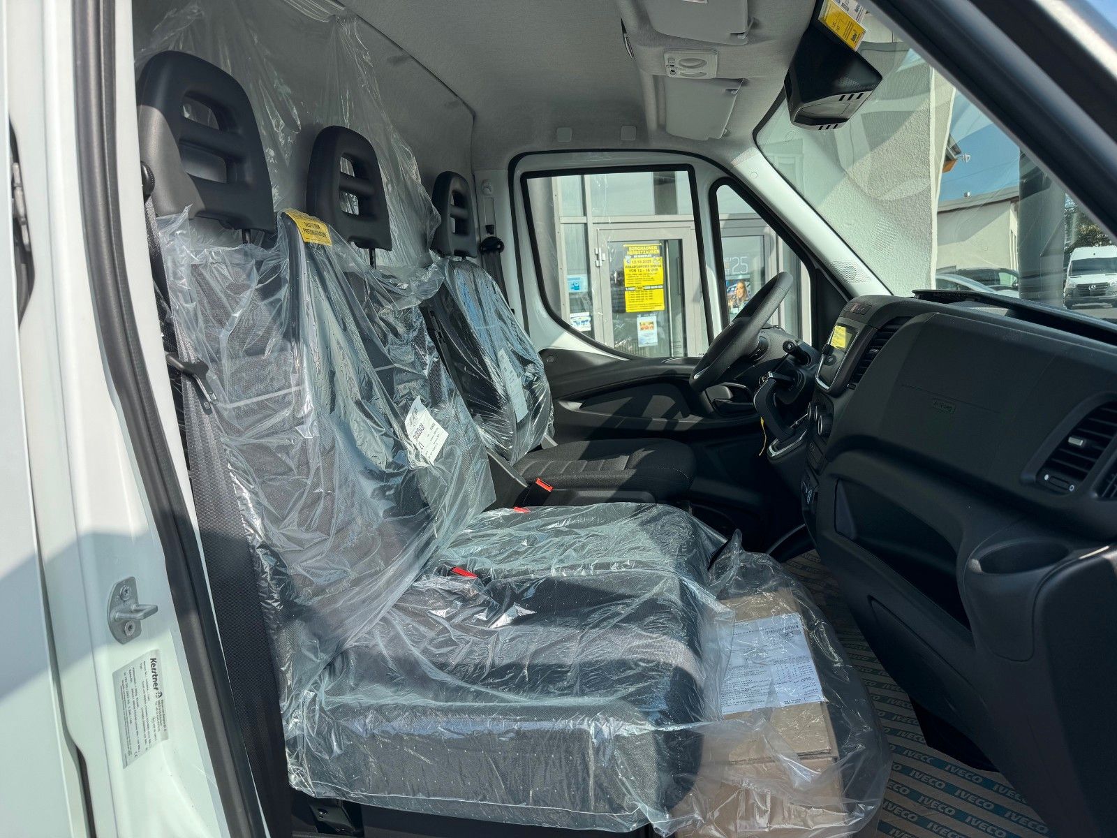 Fahrzeugabbildung Iveco Daily 35S16 A8 *Standkühlung*Kamera*Automatik*3x