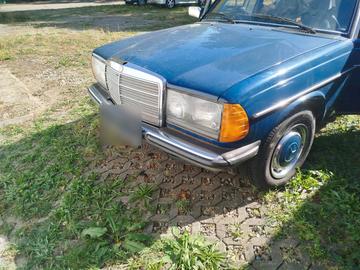 صورة 1 لـ 1983 Mercedes-BENZ C 220