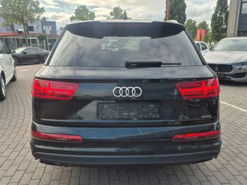 Audi Q7 - 7
