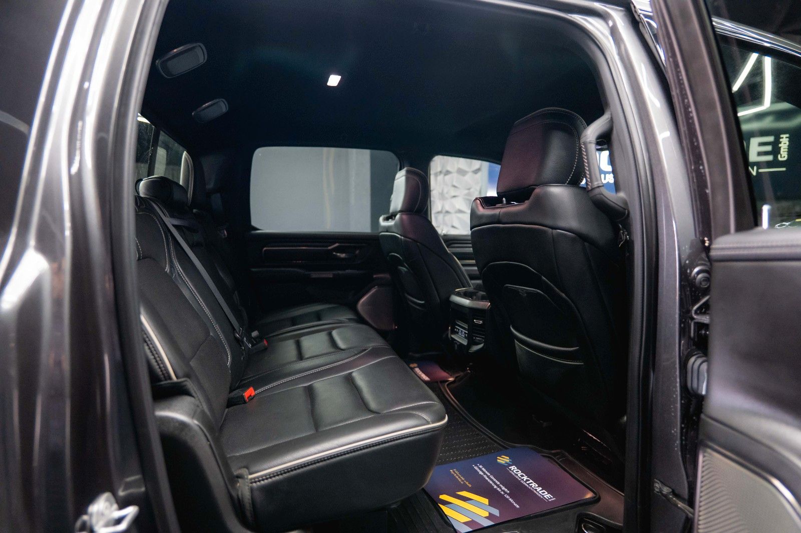 Fahrzeugabbildung Dodge RAM 5.7 V8 HEMI 4x4 LIMITED Night LongBed *ACC*