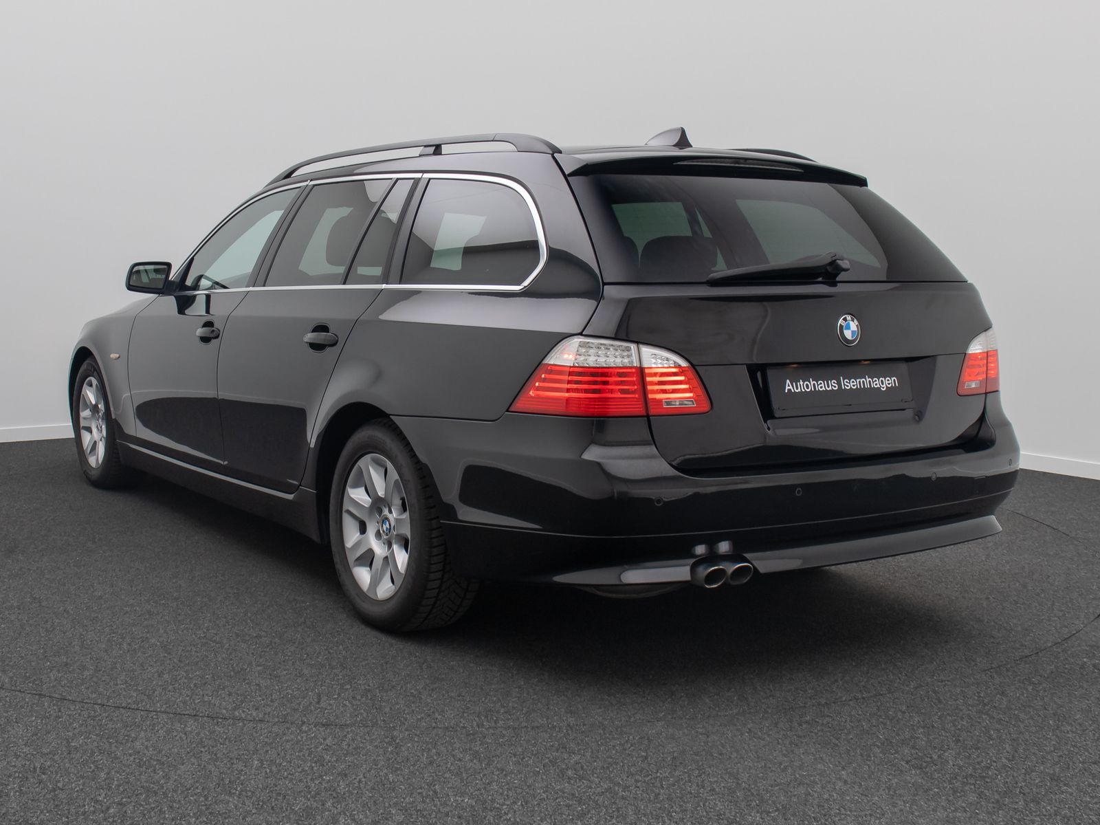 Fahrzeugabbildung BMW 525d Tempomat PDC Xenon NaviPro AHK Lordos HUD