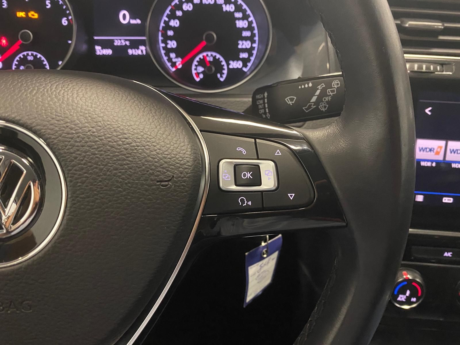 Fahrzeugabbildung Volkswagen Golf Variant 1.0 TSI Trendline BMT+KLIMA+PDC+LED