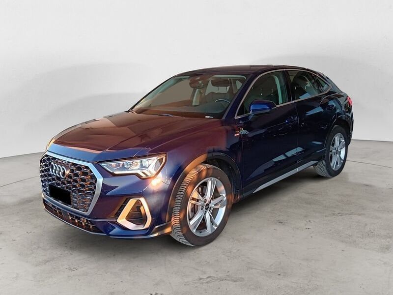 Image of Audi Q3