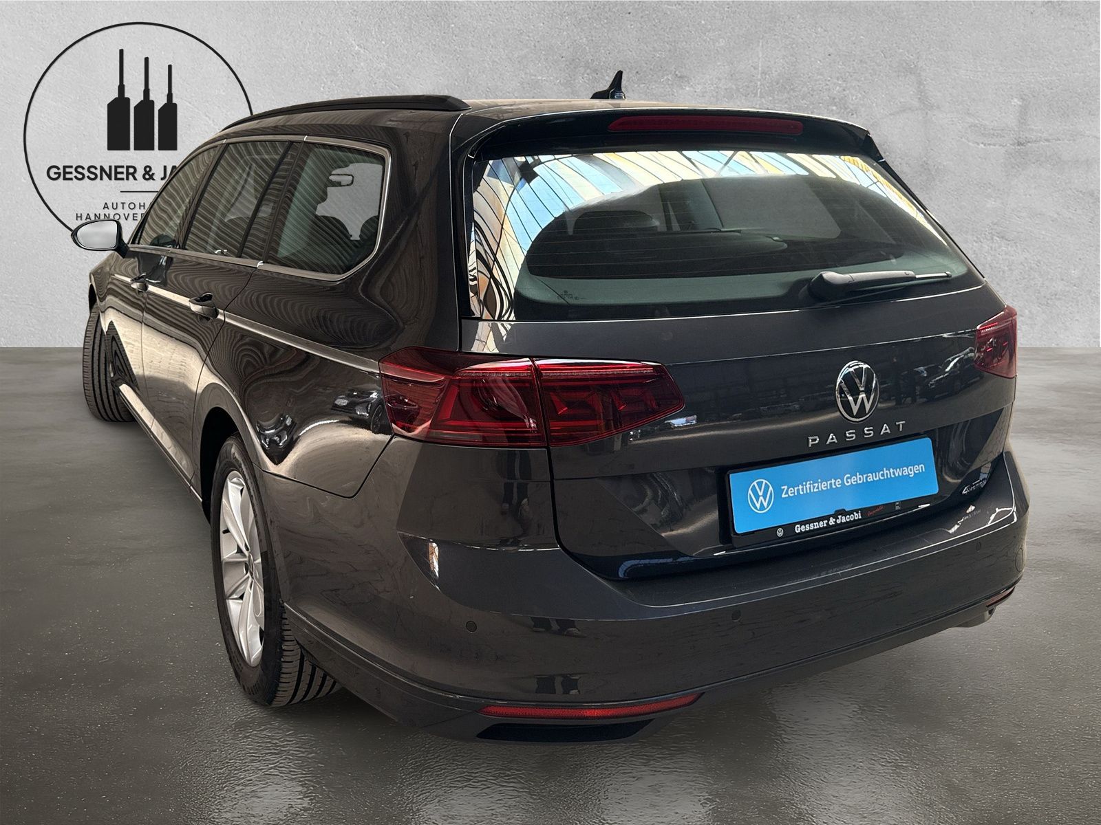 Fahrzeugabbildung Volkswagen Passat Variant 2.0 TDI Business AHK Kamera AppCo