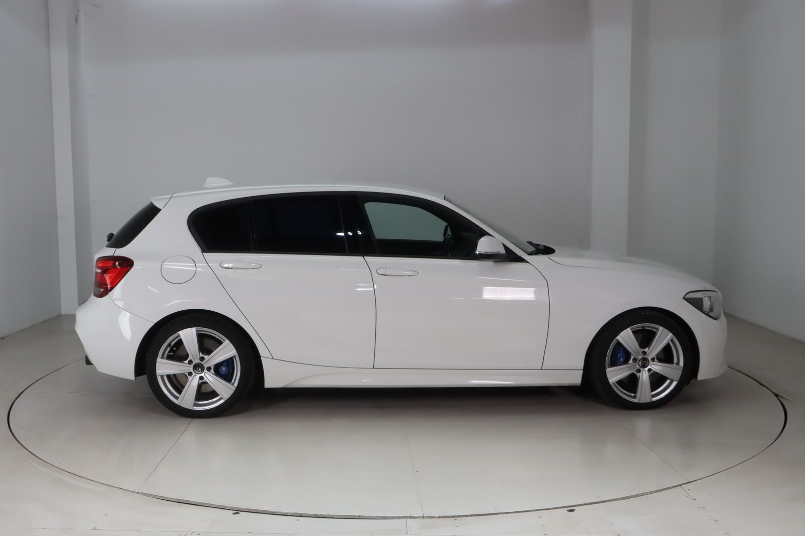 Fahrzeugabbildung BMW M135i xDrive
