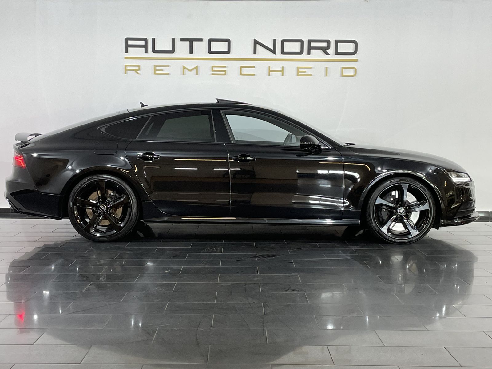 Audi S7 4.0TFSI Quattro*Matrix*S-Dach*Memory*Head-UP* foto 4