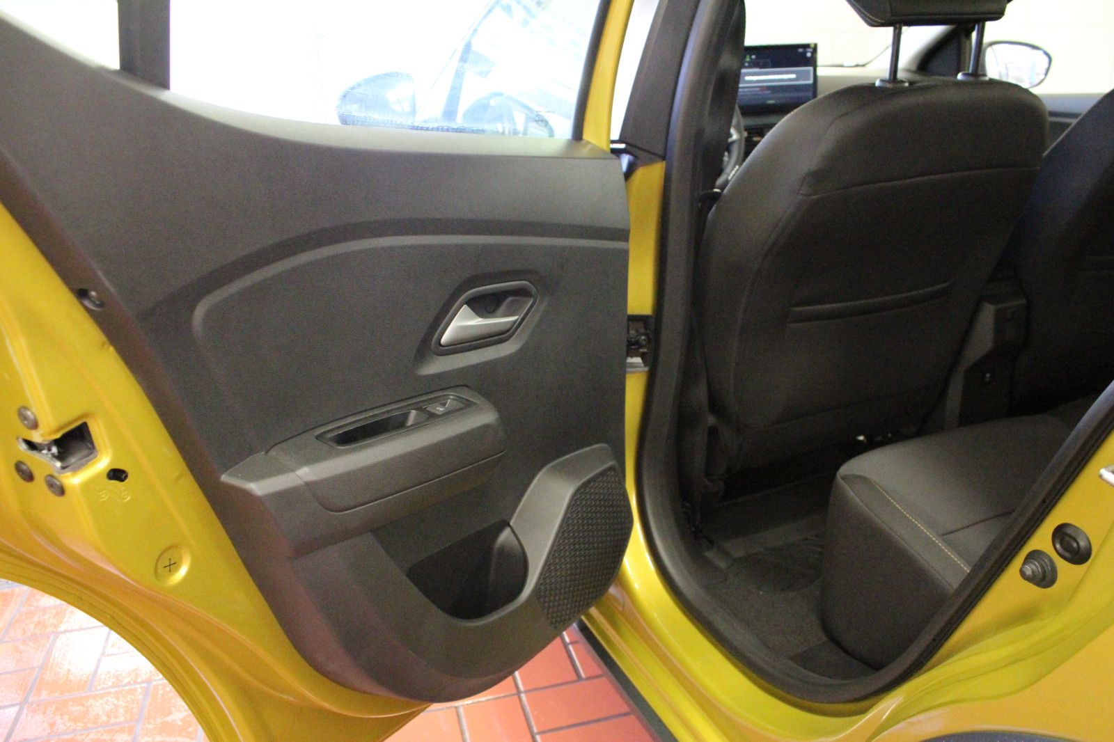 Fahrzeugabbildung Dacia Sandero Stepway TCe 110 Extreme MY 26*Winterpak*