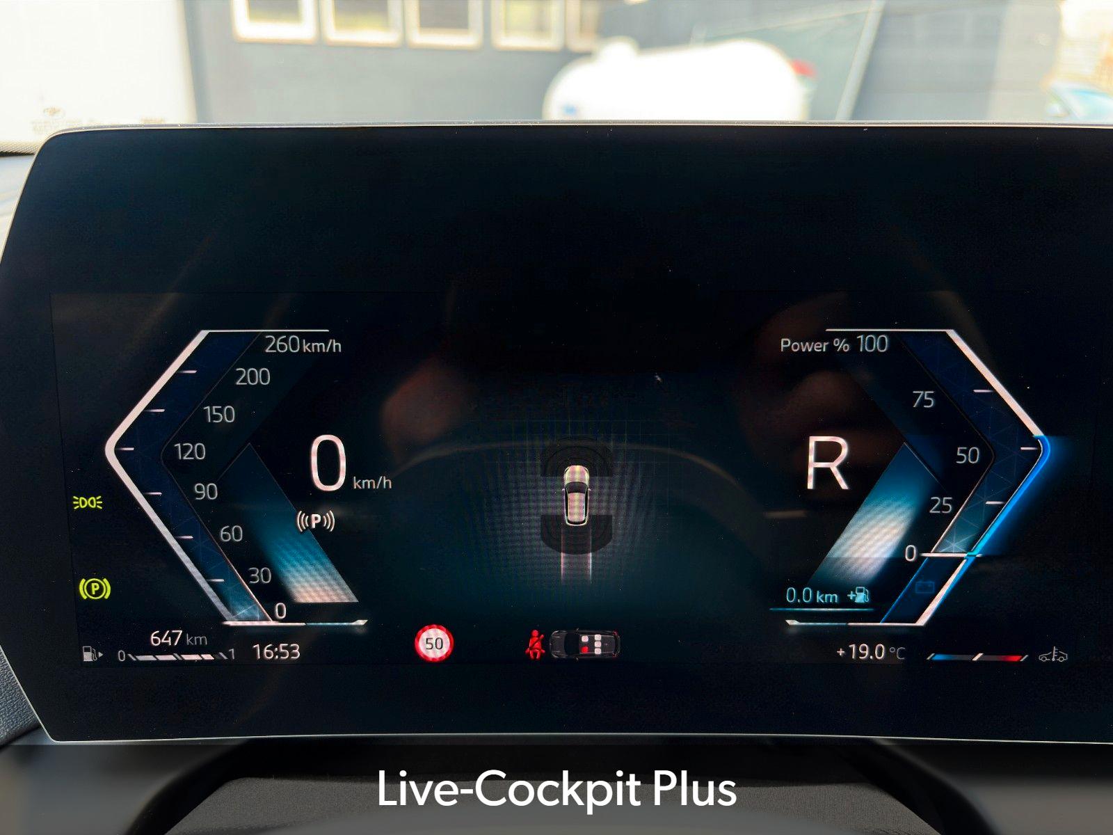BMW 1 Series i Aut. Adap. LED CAM SHZ LHZ KZG CarPlay, миниатюра 16