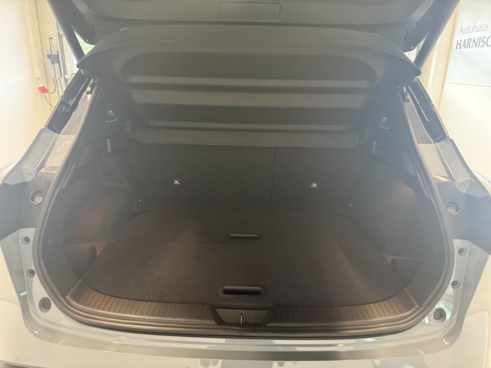 Fahrzeugabbildung Nissan Qashqai Tekna+ e-Power, 360° Kamera, Navi, WP,