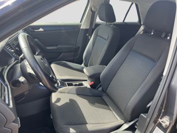 Volkswagen T-Roc - 10