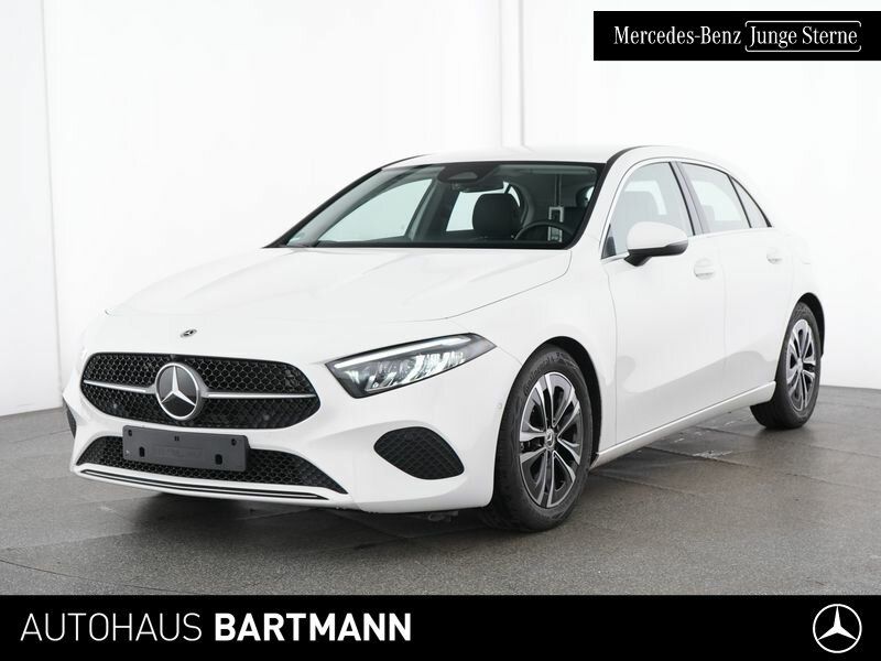Mercedes-Benz A 180 PROGRESSIVE KAMERA JungerStern SPUR LED