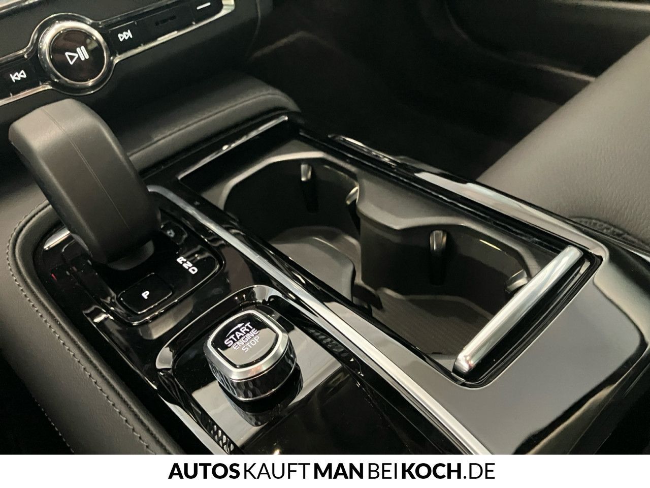Volvo V90 T8 TE AWD Dark HUD 360° PANO BLIS H/K foto 25