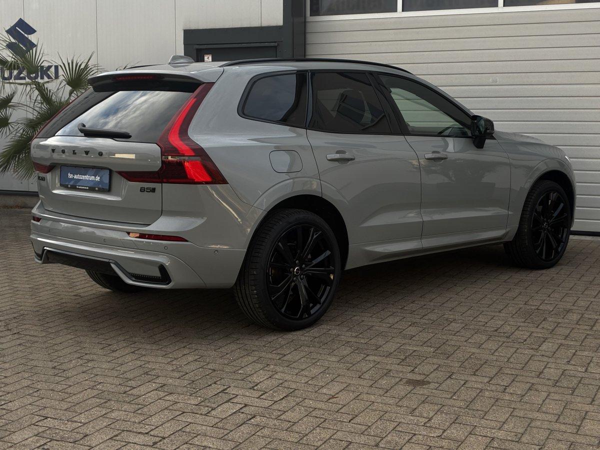 Volvo XC60 B5 Plus Black Edition AWD HUD PANO NAVI
